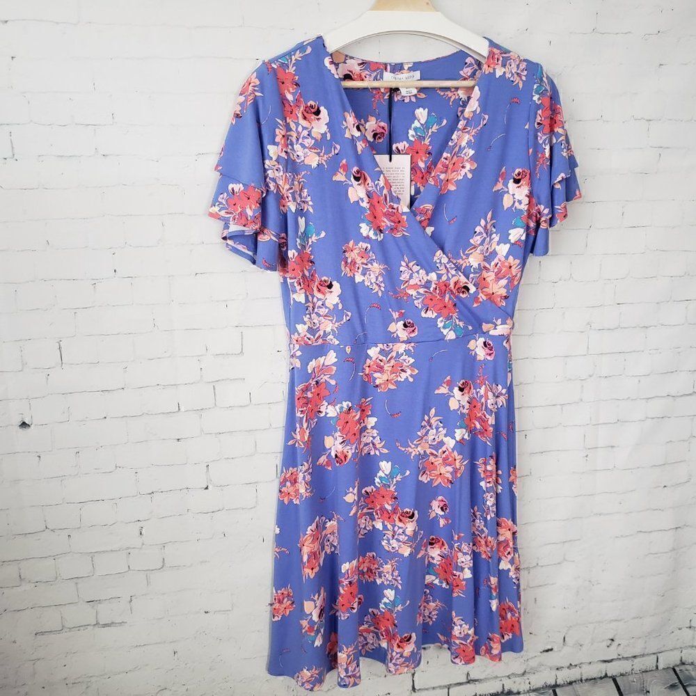 NEW Tabitha Webb Surplice Bodice Blue Floral Dress Size L Flutter Sleeve Stretch - Picture 2 of 7